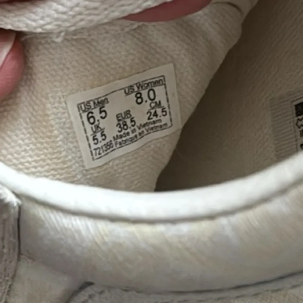 Vans Old Skool PLATFORM Tonal logo sneakers size 8